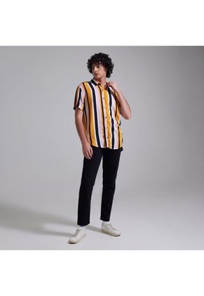 Camisa Para Hombre Manga Corta Sin Bolsillo Color Mostaza Marca Ostu #60010547