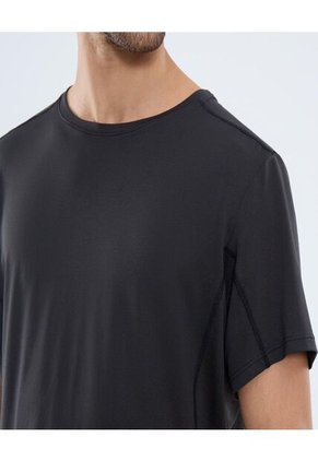 Camiseta Para Hombre Manga Corta Cuello Redondo Color Negro Marca Ostu #60091654