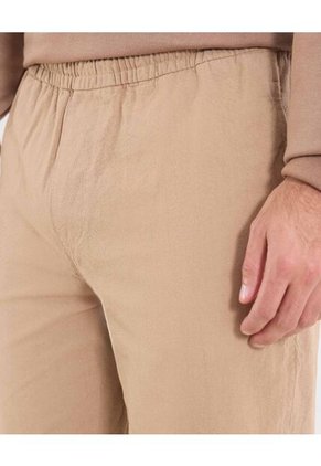 Pantalón Para Hombre Chino Color Beige Marca Ostu #60070496