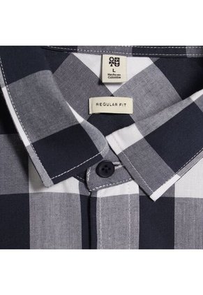 Camisa Para Hombre Manga Corta Con Bolsillo Color Azul  Marca Ostu #60010650