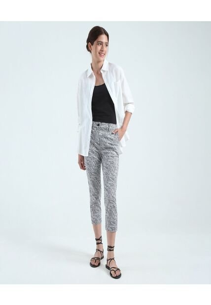 Pantalon Para Mujer Capri Color Negro Marca Ostu #40070528