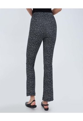 Pantalon Para Mujer  Color Negro Marca Ostu #40070693