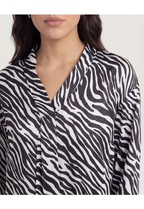 Blusa  Para Mujer Manga Larga Color Negro Marca Ostu #40121273