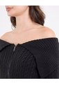 Saco Off Shoulder Con Cierre Frontal  Para Mujer Negro Ostu de Ostu