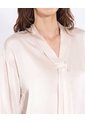 Blusa Manga Larga Con Corbatero  Para Mujer Beige Ostu de Ostu