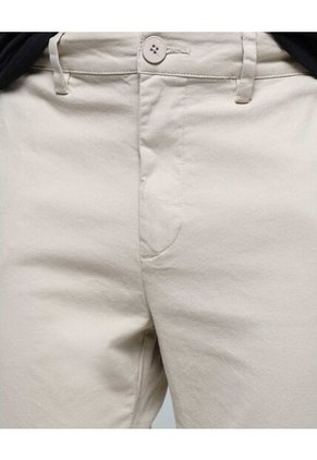 Pantalón Para Hombre Chino Color Beige Marca Ostu #60070299
