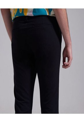 Pantalon Para Hombre Chino Color Negro Marca Ostu #60070241