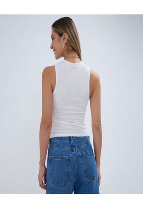 Camiseta Para Mujer Manga Sisa Color Crema Marca Ostu #40092257