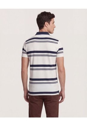 Polo  Para Hombre Cuello Tejido Con Bolsillo Color Crema Marca Ostu #60110832