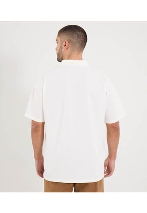 Polo Para Hombre Cuello Tejido Sin Bolsillo Color Crema Marca Ostu #60110818