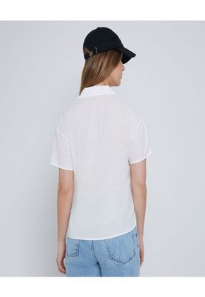 Camisa Para Mujer Manga Corta Color Crudo Marca Ostu #40010208