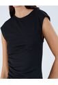 Camiseta Para Mujer Manga Sisa Cuello Redondo Color Negro Marca Ostu #40092401 de Ostu
