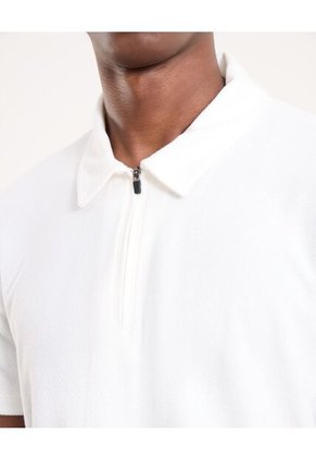 Polo Para Hombre Cuello Maquina Sin Bolsillo Color Crema Marca Ostu #60110846