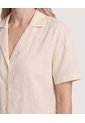 Camisa Boxy Cuello Resort  Para Mujer Marfil Ostu de Ostu