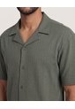 Camisa Resort Texturizada  Para Hombre Verde Ostu de Ostu