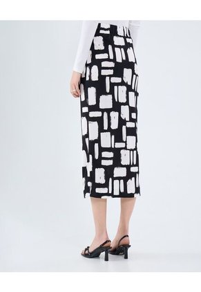 Chaleco Para Mujer Plano Color Negro Marca Ostu #40250018