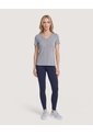 Camiseta Regular Fit Cuello V  Para Mujer Negro Ostu de Ostu
