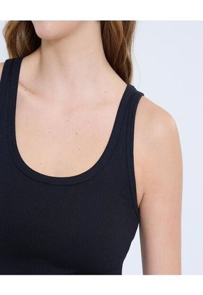 Camiseta Para Mujer Manga Sisa Cuello Redondo Color Negro Marca Ostu #40092337