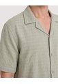 Camisa Resort Textura Natural  Para Hombre Verde Ostu de Ostu