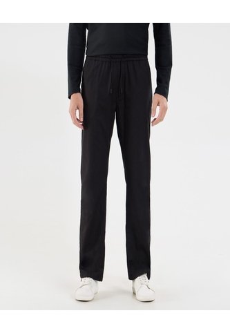 Pantalón Para Hombre Jogger Color Negro Marca Ostu #60070469 Ostu