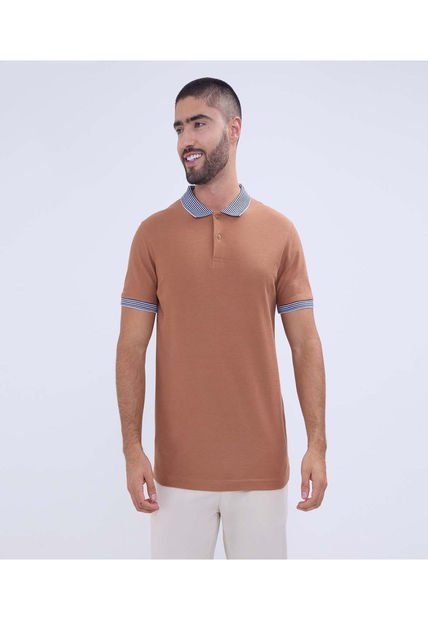 Polo Para Hombre Cuello Tejido Sin Bolsillo Color Mostaza Marca Ostu #60110722