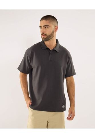 Polo Para Hombre Cuello Maquina Sin Bolsillo Color Gris Marca Ostu #60110815 Ostu