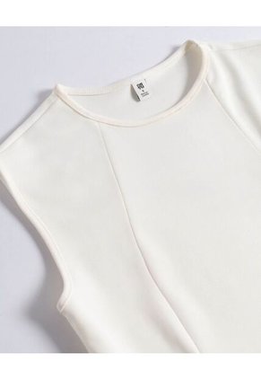 Camiseta Para Mujer Manga Sisa Cuello Redondo Color Beige Marca Ostu #40092680