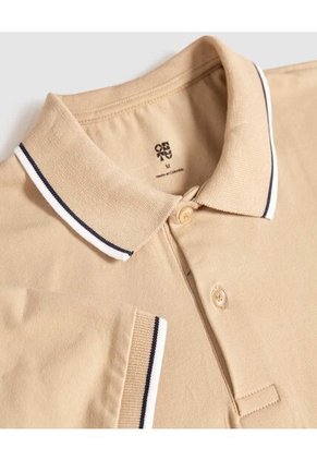 Polo Para Hombre Cuello Tejido Sin Bolsillo Color Beige Marca Ostu #60110714