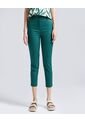 Pantalon Para Mujer Capri Color Verde  Marca Ostu #40070460 de Ostu