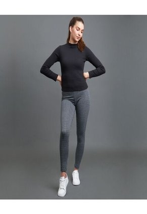 Camiseta Para Mujer Manga Larga Color Negro Marca Ostu #40091502