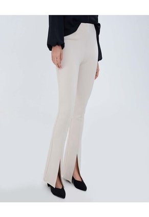 Pantalon Para Mujer Color Beige Marca Ostu #40070662