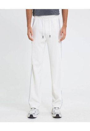 Pantalón Para Hombre Jogger Color Crema Marca Ostu #60070486