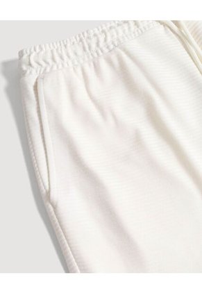 Bermuda  Para Hombre Jogger Corto Color Crema Marca Ostu #60100476