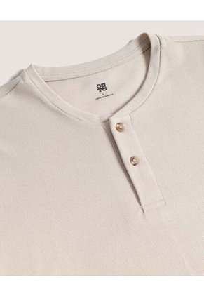 Camiseta  Para Hombre Manga Larga Cuello Henley Color Avena Marca Ostu #60091892