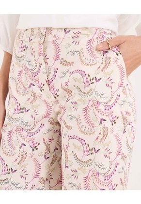 Bermuda Para Mujer Regular Corto Color Crema Marca Ostu #40100106