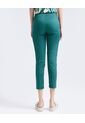 Pantalon Para Mujer Capri Color Verde  Marca Ostu #40070460 de Ostu
