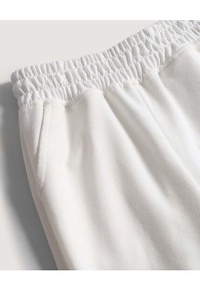 Pantalón Infantil Niña Jogger Color Crema Marca Ostu #90070077