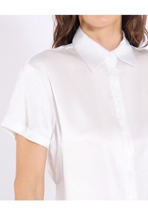 Camisa Para Mujer Manga Corta Color Crudo Marca Ostu #40010372