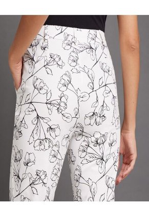 Pantalon Para Mujer Capri Color Crudo Marca Ostu #40070404