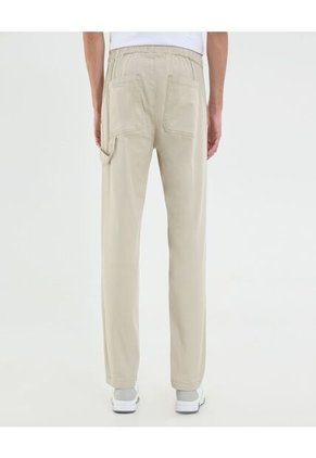 Pantalón Para Hombre Moda Color Beige Marca Ostu #60070464