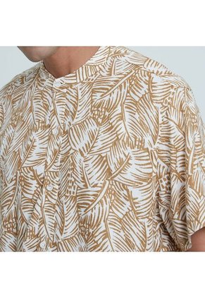 Camisa Para Hombre Manga Corta Sin Bolsillo Color Café  Marca Ostu #60010603