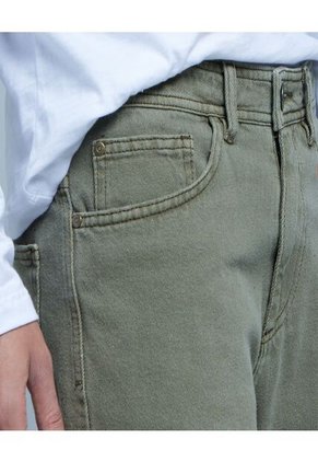 Bermuda Para Hombre Regular Color Verde  Marca Ostu #60100352