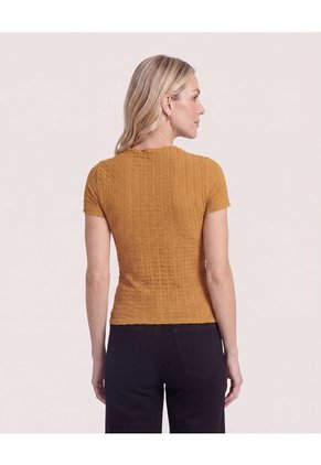 Camiseta Con Textura  Para Mujer Mostaza Ostu
