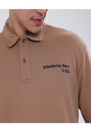 Polo Para Hombre Cuello Maquina Sin Bolsillo Color Café  Marca Ostu #60110702