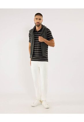 Polo Para Hombre Cuello Tejido Con Bolsillo Color Negro Marca Ostu #60110799