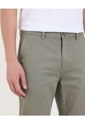 Pantalón  Para Hombre Chino Color Verde Marca Ostu #60070543