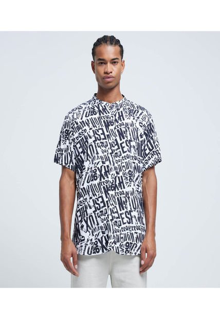 Camisa Para Hombre Manga Corta Sin Bolsillo Color Negro Marca Ostu #60010695