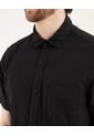 Camisa Para Hombre Manga Corta Con Bolsillo Cuello Casual M Color Negro Marca Ostu #60010790 de Ostu