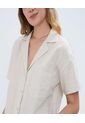 Camisa Para Mujer Manga Corta Color Beige Marca Ostu #40010268 de Ostu