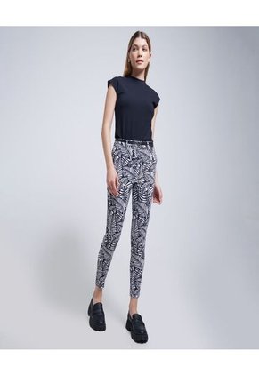 Camiseta Para Mujer Manga Corta Color Negro Marca Ostu #40092144